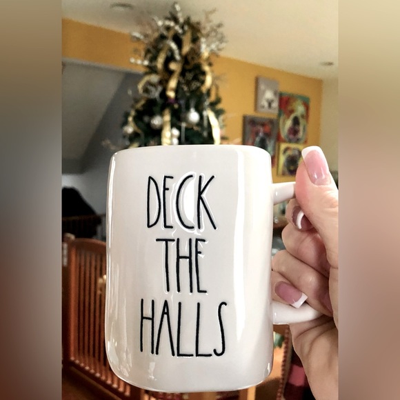 Rae Dunn “Deck the Halls” mug - Picture 1 of 1